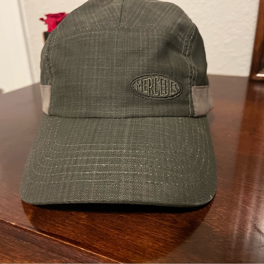 Women’s Mercedes Army Green Baseball Cap EXCELLENT CONDITION! 🧢